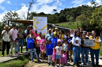 Imagen de Del desplazamiento al arraigo: comunidades de Alejandría y La Unión resurgen en el campo