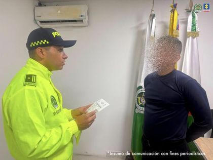 Imagen de  Dos policías a prisión por presunta apropiación de dinero