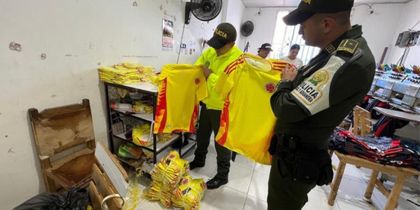 Imagen de  Controversia por incautación de 1 200 camisetas de la selección Colombia en Barranquilla