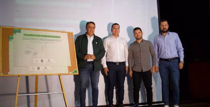 Imagen de Para reducir riesgo de desastres en la temporada invernal, Cornare y el Dagran lanzaron campaña de limpieza en cuencas