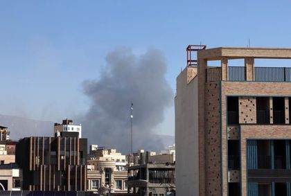 Imagen de Guerra en Oriente Medio: últimas noticias de la ofensiva de EE. UU. e Israel y el contraataque iraní