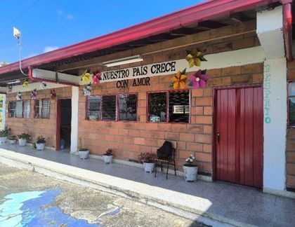 Imagen de El Santuario invierte $390 millones en el mejoramiento de 13 sedes educativas urbanas y rurales