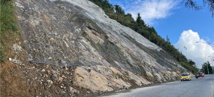 Imagen de Ya están habilitados los dos carriles del sector El Mirador, de la vía Santa Elena