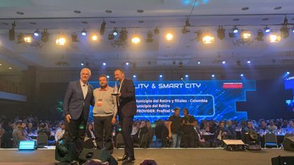 Imagen de  Alcalde de El Retiro recibió premio en Brasil por proyecto de tecnología