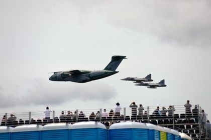 Imagen de ¿Va para la feria aeronáutica? Esto es lo que debe saber para disfrutar el evento