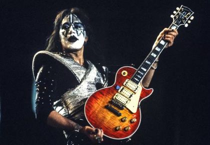 Imagen de  Fanáticos de Kiss impulsan una campaña para que la NASA nombre astronauta honorario a Ace Frehley