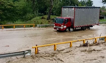 Autoridades advierten riesgos por el aumento del caudal de los ríos en temporada de lluvias en el Valle del Cauca