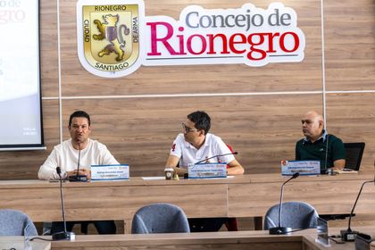 Imagen de  Con presencia del alcalde Rodrigo Hernández se instalaron sesiones ordinarias en el Concejo de Rionegro