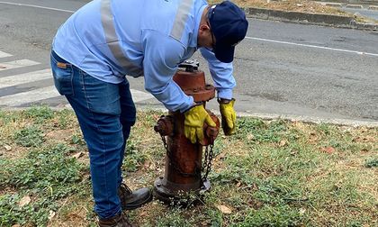 ¡A recoger agua! Suspensión de acueducto este jueves en varios barrios de Cali, vea en cuáles