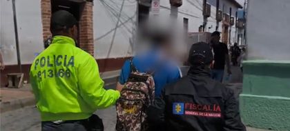 Imagen de Un hombre fue capturado en Antioquia por agredir de manera reiterada a su expareja y a sus dos hijas menores