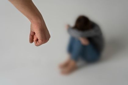Imagen de  Una joven asesinó a su padrastro en Medellín, al parecer, cuando este estaba agrediéndola a ella y a su madre