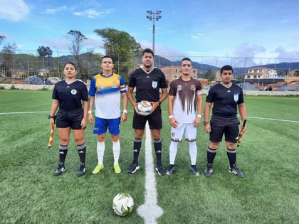 Imagen de  Quedaron definidos los cuatro semifinalistas del Torneo Intermunicipal de Fútbol en el Oriente