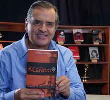 Rafael Poveda transforma su pódcast Más Allá del Silencio en un libro