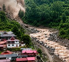 ¿Qué pasó en Nepal? Inundación deja al menos 95 muertos y cientos de desaparecidos en la frontera con el Tíbet