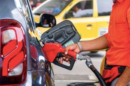 Imagen de  El precio de la gasolina aumentó $400 más; el galón supera los 14.000 pesos