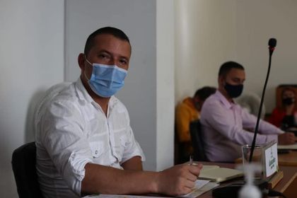 Imagen de Esto no es un juego: Concejal de La Ceja confirmó que tiene COVID-19