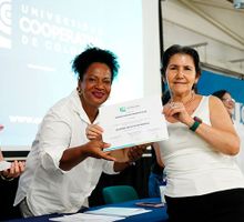 50 adultos mayores de Cali se formaron como gestores en salud mental y liderazgo comunitario