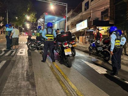 Imagen de  Por ´piques ilegales´ y otras maniobras peligrosas, ya van 9 200 vehículos inmovilizados en Medellín