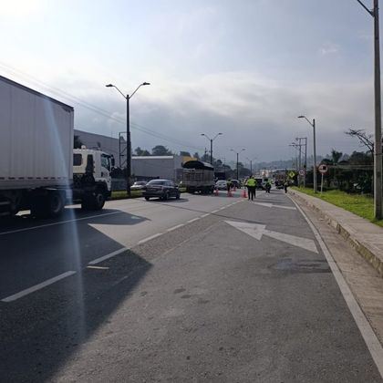 Imagen de Siniestro vial en Guarne deja un motociclista muerto y afecta la movilidad en la Autopista en sentido Medellín-Oriente
