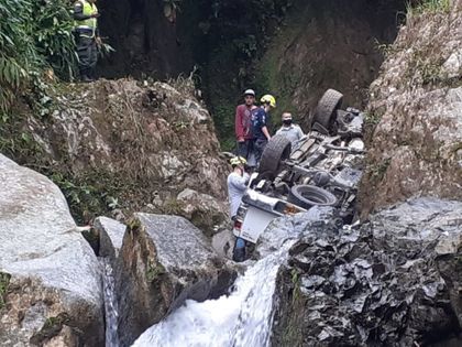 Imagen de Un vehículo cayó a un abismo en Cocorná: dos personas fallecieron