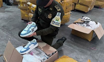 Redada en seis centros comerciales de Cali deja millonaria incautación de mercancías ilegales