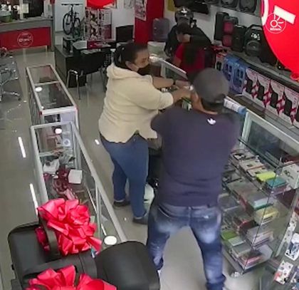 Imagen de En San Vicente estarían los delincuentes que robaron en un local de celulares en La Ceja