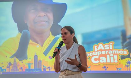 Cali inicia trabajos para tapar huecos y renovar la malla vial con maquinaria nueva