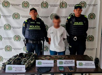 Imagen de Capturaron a presunto integrante de La Sierra portando prendas militares y pasamontañas en Villa Hermosa