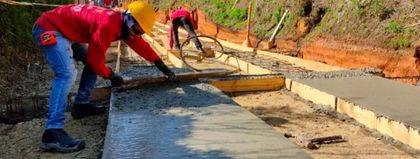 Imagen de Zonas rurales de Rionegro se benefician con proyectos de pavimentación y placa huella