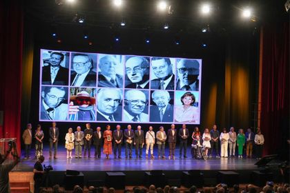 Imagen de Comfama celebró 70 años de servicio con emotivo acto conmemorativo