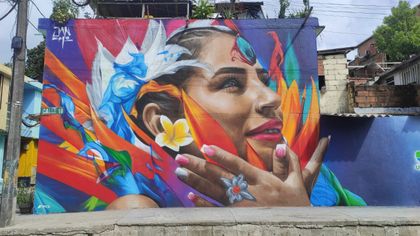 Imagen de  Memoria a Todo Color: artistas nacionales e internacionales pintaron 17 nuevos murales en San Carlos
