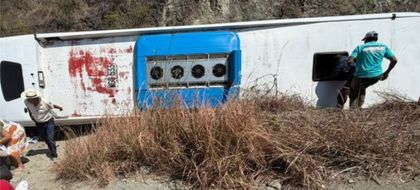 Imagen de Bus con 40 pasajeros se accidentó en el Occidente antioqueño: esto es lo que se sabe