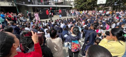 Imagen de  Más de 400 menores de La Ceja recibieron kits lácteos en jornada educativa