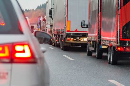 Imagen de  Camioneros anuncian paro en el sur del país y piden renuncia de la ministra de Transporte