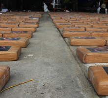 Armada incauta más de dos toneladas de cocaína en el Pacífico