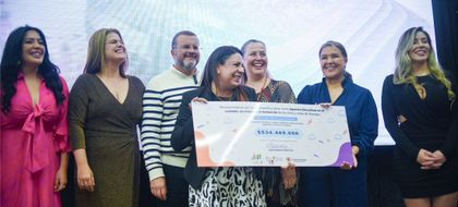 Imagen de  Alcaldía de Rionegro reconoció la labor de sus agentes educativas con homenajes y premios