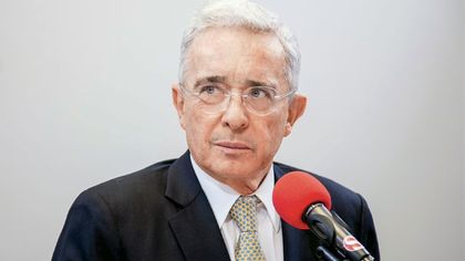 Imagen de  Uribismo publicó borrador para consulta popular sobre la reforma a la salud