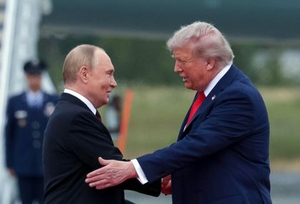 Imagen de  Trump pide a la UE imponer aranceles del 100 % a China y a la India, para presionar a Putin
