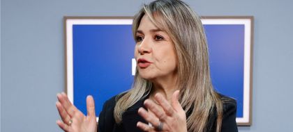 Imagen de  Vicky Dávila, de vigilar al poder a soñar con él para «rescatar» a Colombia de Petro