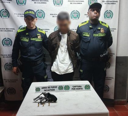 Imagen de Sujeto robó un vehículo en El Santuario: la Policía lo capturó en la comuna Popular de Medellín