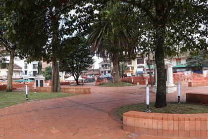 Imagen de  Luego de siete meses, el parque principal de Marinilla supera el 90 % de su renovación