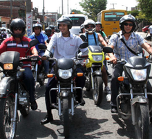 Uno de cada tres hogares colombianos tiene motocicleta