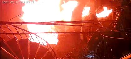 Imagen de En video: Hombre incendió siete vehículos en Medellín