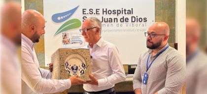 Imagen de  Ministro de Salud visitó el hospital de El Carmen y se comprometió a fortalecer la institución