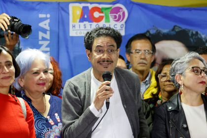 Imagen de  Iván Cepeda queda fuera de la consulta de la izquierda por decisión del CNE