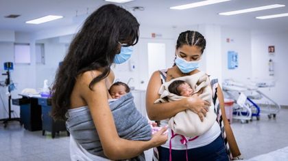 Imagen de  Hospital General de Medellín recibió donación de vales de taxi para madres del programa Canguro