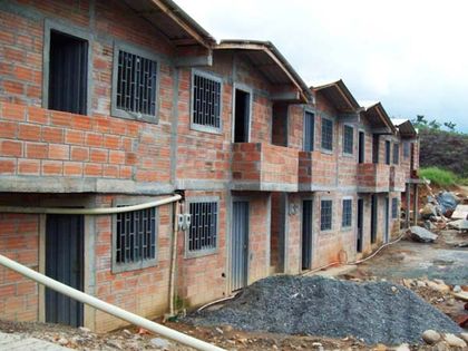 Más de siete mil millones de pesos se invertirán en 226 viviendas