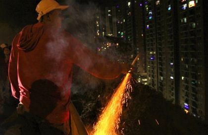 No aprenden: con pólvora algunas personas recibieron la navidad en el Oriente