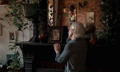 ¿Es cierto que nuestros muertos nos visitan? ¿Cómo lo hacen?