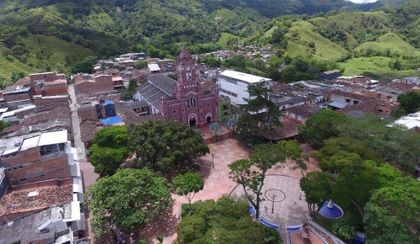 Imagen de San Carlos recibió 1.000 millones de pesos para sanear deudas de su hospital